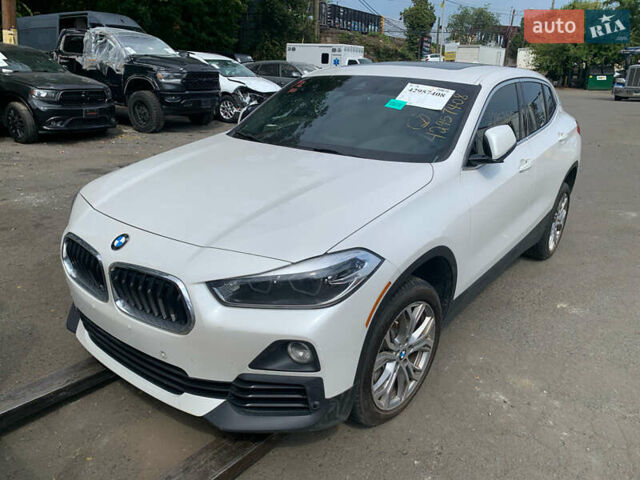 Белый БМВ X2, объемом двигателя 2 л и пробегом 70 тыс. км за 17000 $, фото 1 на Automoto.ua