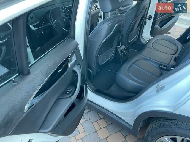 Белый БМВ X2, объемом двигателя 2 л и пробегом 139 тыс. км за 24450 $, фото 9 на Automoto.ua