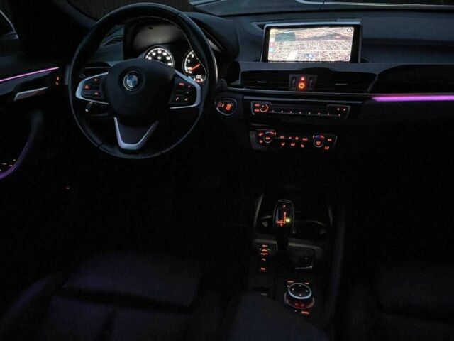 Белый БМВ X2, объемом двигателя 2 л и пробегом 139 тыс. км за 20727 $, фото 11 на Automoto.ua