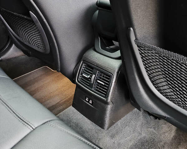 Белый БМВ X2, объемом двигателя 2 л и пробегом 119 тыс. км за 25499 $, фото 36 на Automoto.ua