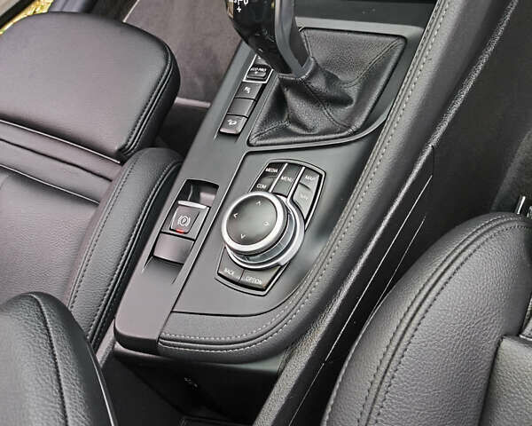 Белый БМВ X2, объемом двигателя 2 л и пробегом 119 тыс. км за 25499 $, фото 18 на Automoto.ua