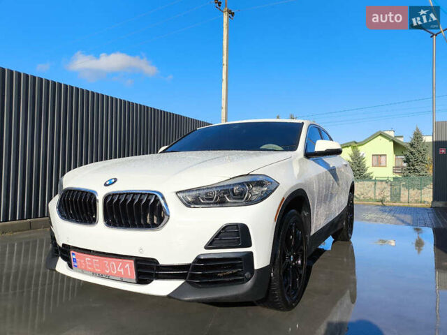 Белый БМВ X2, объемом двигателя 2 л и пробегом 119 тыс. км за 25499 $, фото 1 на Automoto.ua