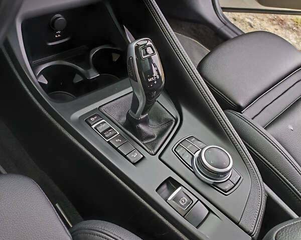 Белый БМВ X2, объемом двигателя 2 л и пробегом 119 тыс. км за 25499 $, фото 28 на Automoto.ua