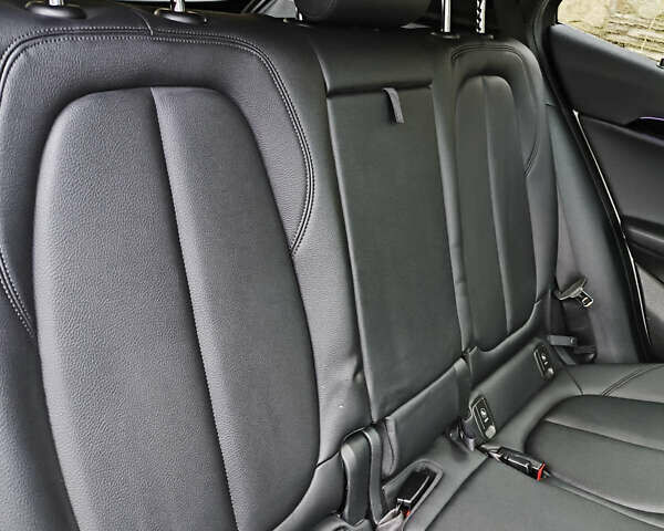 Белый БМВ X2, объемом двигателя 2 л и пробегом 119 тыс. км за 25499 $, фото 35 на Automoto.ua