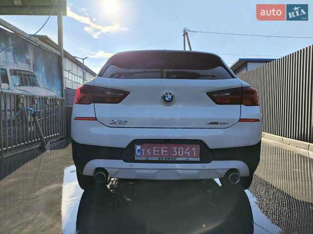 Белый БМВ X2, объемом двигателя 2 л и пробегом 119 тыс. км за 25499 $, фото 8 на Automoto.ua