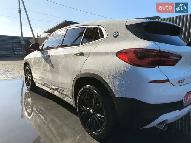Белый БМВ X2, объемом двигателя 2 л и пробегом 119 тыс. км за 25499 $, фото 5 на Automoto.ua