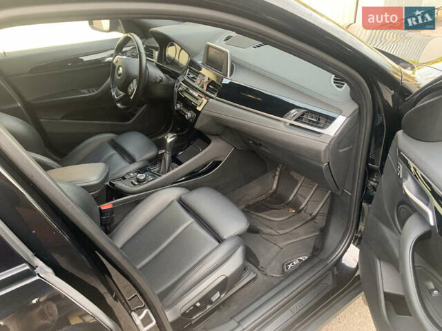 Черный БМВ X2, объемом двигателя 2 л и пробегом 76 тыс. км за 21700 $, фото 7 на Automoto.ua
