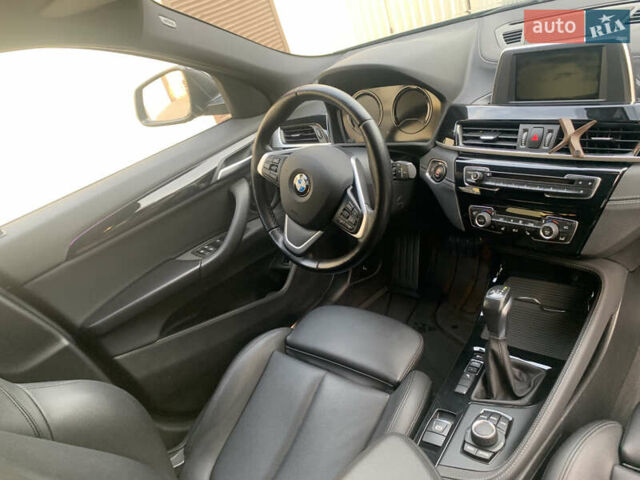Черный БМВ X2, объемом двигателя 2 л и пробегом 76 тыс. км за 21700 $, фото 6 на Automoto.ua