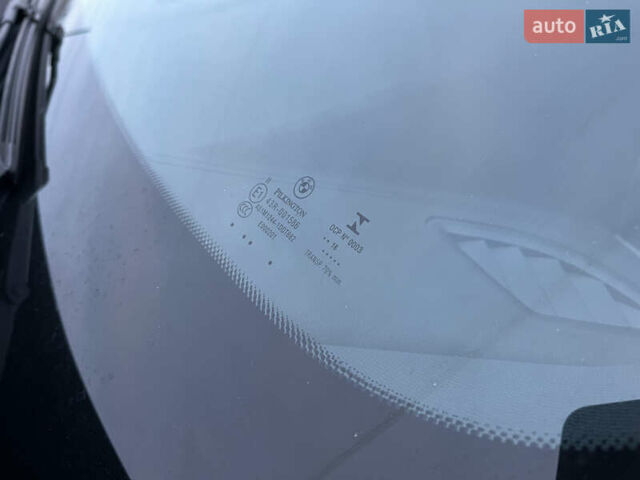 Черный БМВ X2, объемом двигателя 2 л и пробегом 92 тыс. км за 28500 $, фото 41 на Automoto.ua