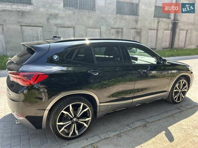 Черный БМВ X2, объемом двигателя 2 л и пробегом 46 тыс. км за 23500 $, фото 6 на Automoto.ua