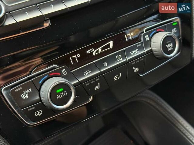 Черный БМВ X2, объемом двигателя 2 л и пробегом 76 тыс. км за 27700 $, фото 46 на Automoto.ua