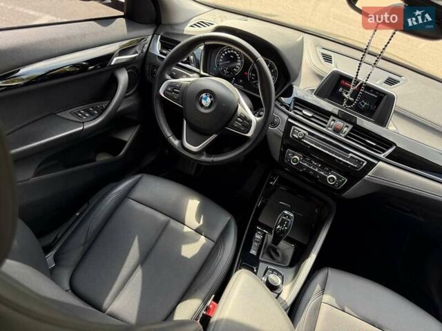 Черный БМВ X2, объемом двигателя 2 л и пробегом 76 тыс. км за 27200 $, фото 43 на Automoto.ua