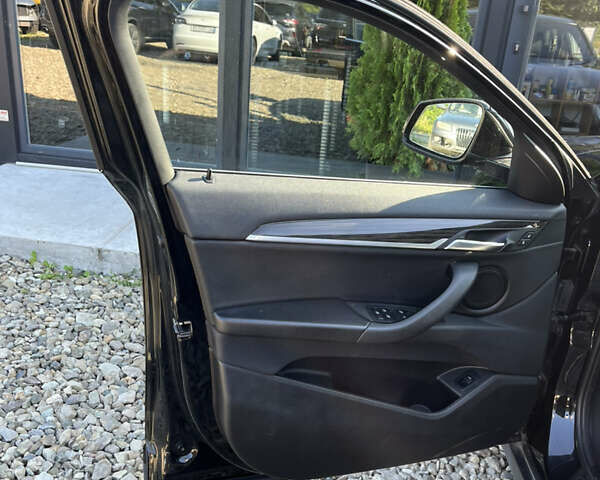Чорний БМВ X2, об'ємом двигуна 2 л та пробігом 105 тис. км за 18500 $, фото 12 на Automoto.ua