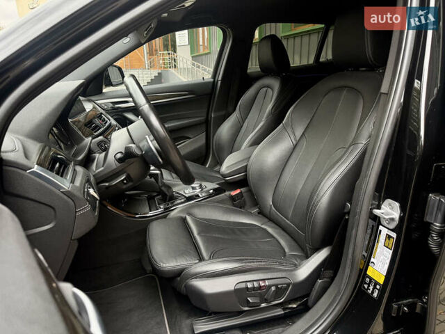 Черный БМВ X2, объемом двигателя 2 л и пробегом 56 тыс. км за 23900 $, фото 26 на Automoto.ua