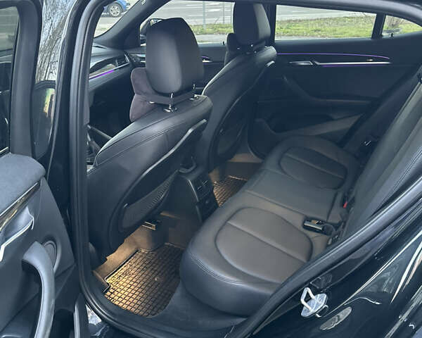 Черный БМВ X2, объемом двигателя 2 л и пробегом 79 тыс. км за 22900 $, фото 16 на Automoto.ua