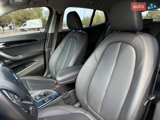 Черный БМВ X2, объемом двигателя 2 л и пробегом 76 тыс. км за 27200 $, фото 30 на Automoto.ua