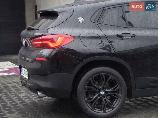 Черный БМВ X2, объемом двигателя 2 л и пробегом 77 тыс. км за 21500 $, фото 21 на Automoto.ua
