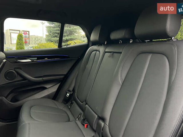 Черный БМВ X2, объемом двигателя 2 л и пробегом 60 тыс. км за 22800 $, фото 15 на Automoto.ua