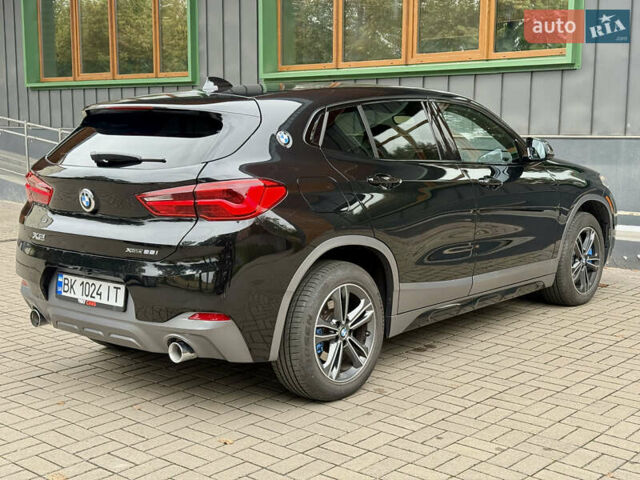 Черный БМВ X2, объемом двигателя 2 л и пробегом 56 тыс. км за 23900 $, фото 11 на Automoto.ua