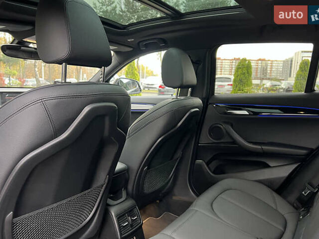 Черный БМВ X2, объемом двигателя 2 л и пробегом 60 тыс. км за 22800 $, фото 16 на Automoto.ua