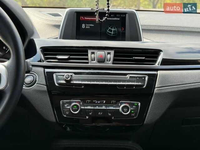 Черный БМВ X2, объемом двигателя 2 л и пробегом 76 тыс. км за 27700 $, фото 47 на Automoto.ua