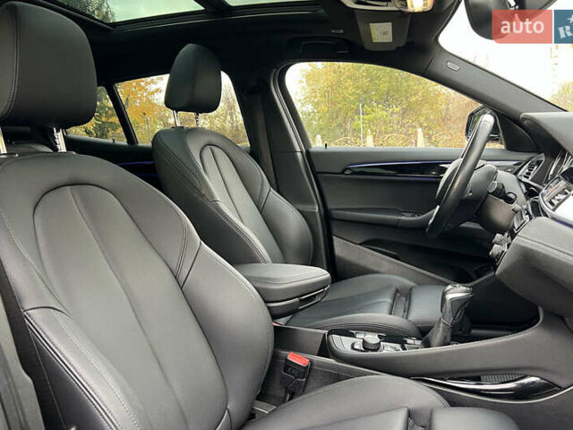 Черный БМВ X2, объемом двигателя 2 л и пробегом 60 тыс. км за 22800 $, фото 25 на Automoto.ua