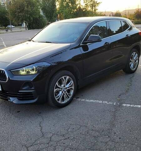 Черный БМВ X2, объемом двигателя 2 л и пробегом 117 тыс. км за 19500 $, фото 7 на Automoto.ua