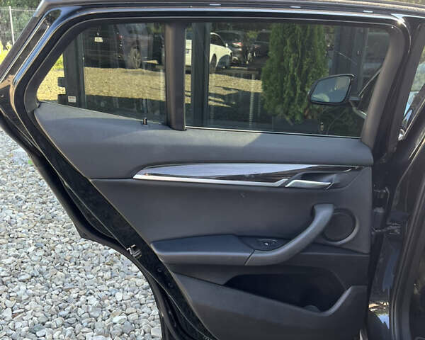 Чорний БМВ X2, об'ємом двигуна 2 л та пробігом 105 тис. км за 18500 $, фото 13 на Automoto.ua