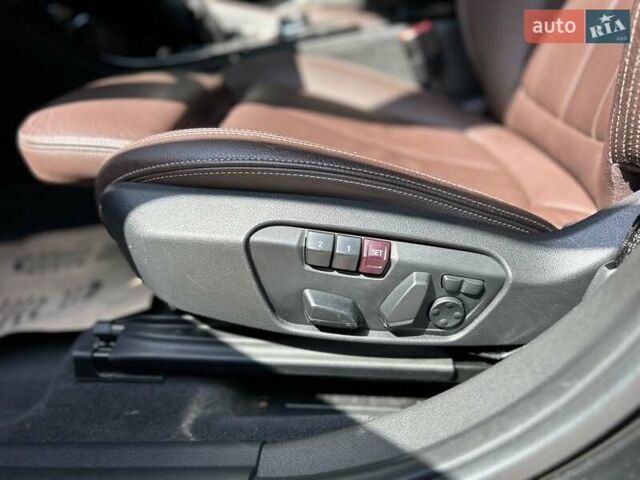 Черный БМВ X2, объемом двигателя 2 л и пробегом 46 тыс. км за 23500 $, фото 35 на Automoto.ua