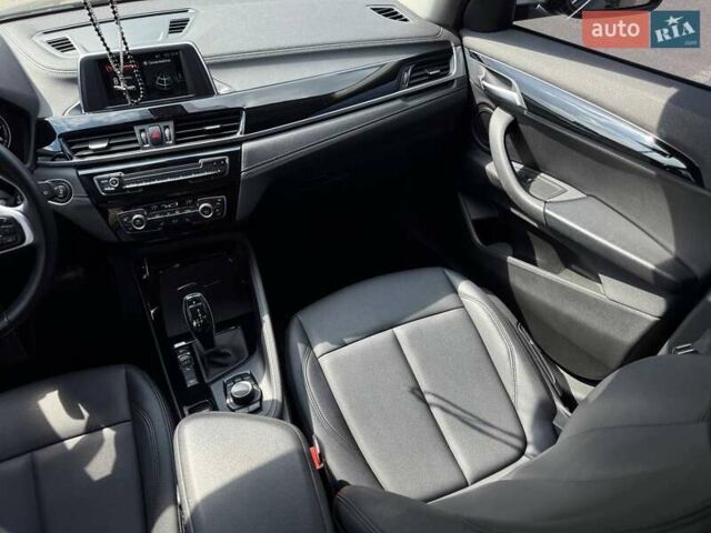 Черный БМВ X2, объемом двигателя 2 л и пробегом 76 тыс. км за 27700 $, фото 37 на Automoto.ua