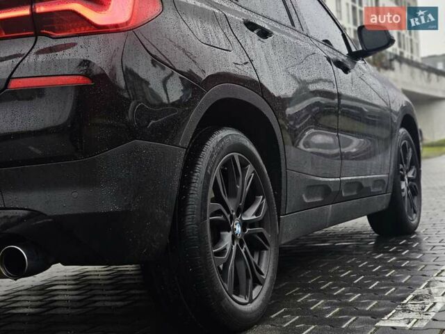 Черный БМВ X2, объемом двигателя 2 л и пробегом 77 тыс. км за 21500 $, фото 31 на Automoto.ua