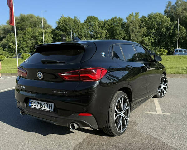 Черный БМВ X2, объемом двигателя 2 л и пробегом 106 тыс. км за 28900 $, фото 4 на Automoto.ua
