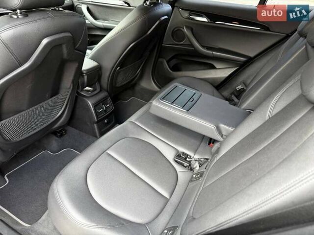 Черный БМВ X2, объемом двигателя 2 л и пробегом 76 тыс. км за 27700 $, фото 31 на Automoto.ua