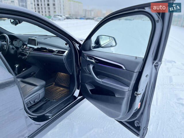Черный БМВ X2, объемом двигателя 2 л и пробегом 92 тыс. км за 28500 $, фото 20 на Automoto.ua