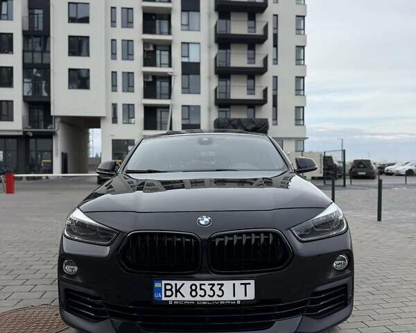 Черный БМВ X2, объемом двигателя 2 л и пробегом 165 тыс. км за 20500 $, фото 6 на Automoto.ua