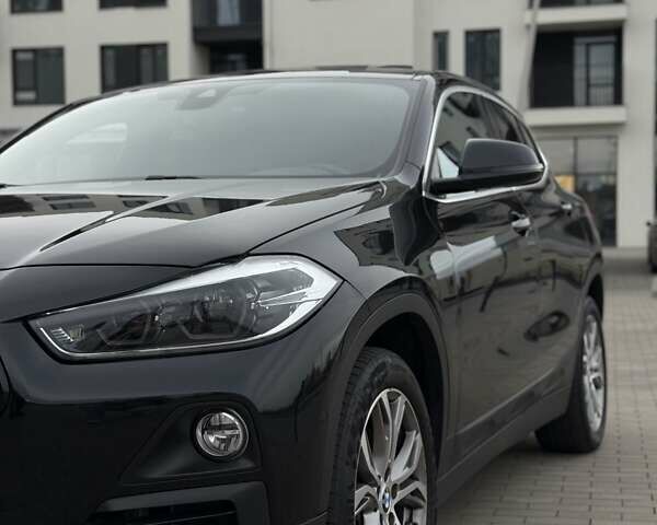 Черный БМВ X2, объемом двигателя 2 л и пробегом 165 тыс. км за 20500 $, фото 2 на Automoto.ua