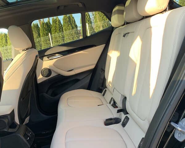 Черный БМВ X2, объемом двигателя 2 л и пробегом 135 тыс. км за 22499 $, фото 40 на Automoto.ua