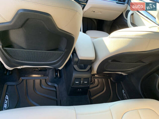 Черный БМВ X2, объемом двигателя 2 л и пробегом 135 тыс. км за 22499 $, фото 46 на Automoto.ua
