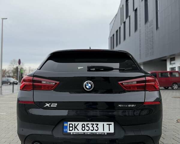 Черный БМВ X2, объемом двигателя 2 л и пробегом 165 тыс. км за 20500 $, фото 11 на Automoto.ua