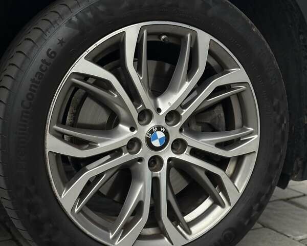 Черный БМВ X2, объемом двигателя 2 л и пробегом 165 тыс. км за 20500 $, фото 17 на Automoto.ua