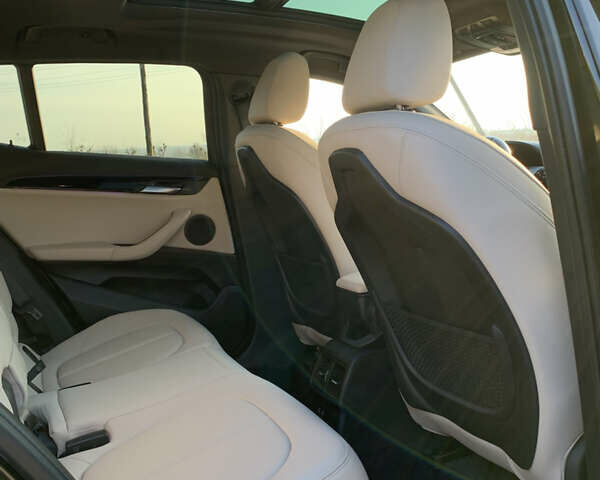 Черный БМВ X2, объемом двигателя 2 л и пробегом 135 тыс. км за 22499 $, фото 48 на Automoto.ua