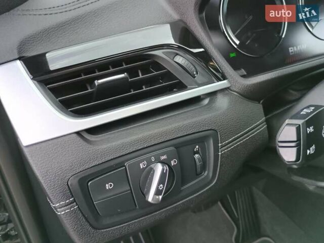 Чорний БМВ X2, об'ємом двигуна 2 л та пробігом 78 тис. км за 21700 $, фото 25 на Automoto.ua