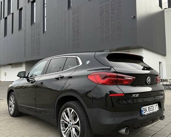 Черный БМВ X2, объемом двигателя 2 л и пробегом 165 тыс. км за 20500 $, фото 12 на Automoto.ua