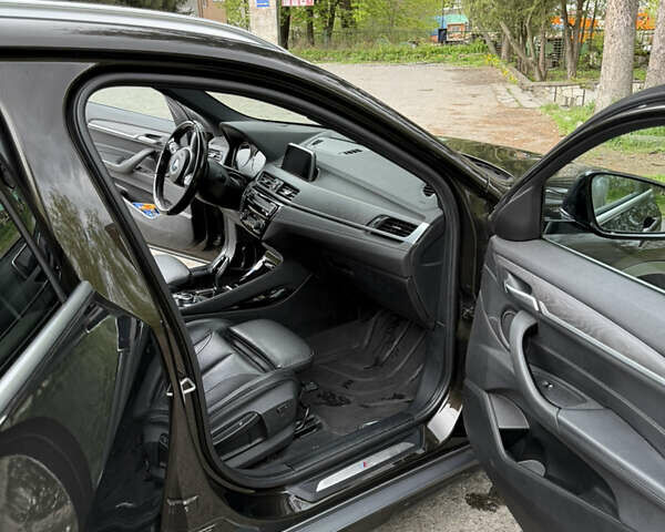 Коричневый БМВ X2, объемом двигателя 2 л и пробегом 166 тыс. км за 25200 $, фото 3 на Automoto.ua