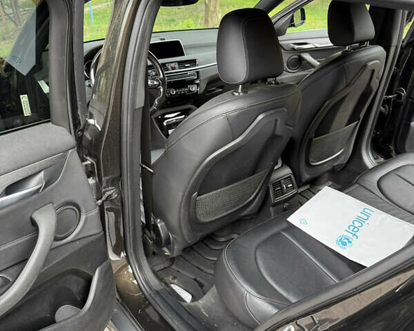 Коричневый БМВ X2, объемом двигателя 2 л и пробегом 166 тыс. км за 24500 $, фото 3 на Automoto.ua