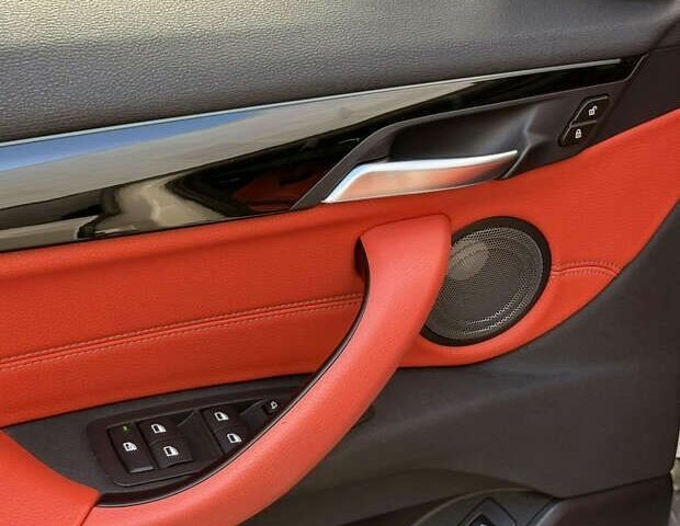БМВ X2, объемом двигателя 2 л и пробегом 142 тыс. км за 29999 $, фото 17 на Automoto.ua