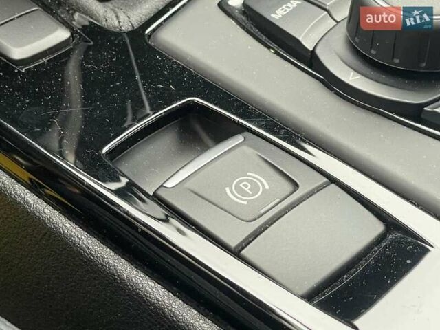 Желтый БМВ X2, объемом двигателя 1.5 л и пробегом 35 тыс. км за 29900 $, фото 51 на Automoto.ua