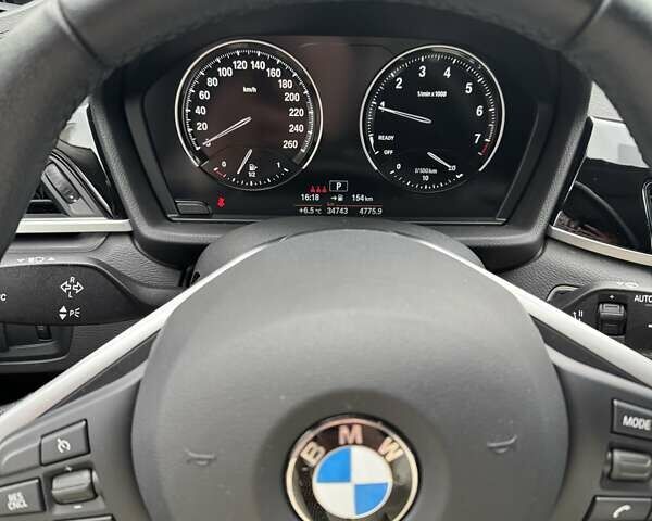 Желтый БМВ X2, объемом двигателя 1.5 л и пробегом 35 тыс. км за 29500 $, фото 12 на Automoto.ua