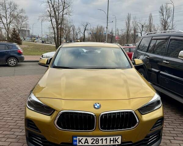 Желтый БМВ X2, объемом двигателя 1.5 л и пробегом 35 тыс. км за 29500 $, фото 6 на Automoto.ua