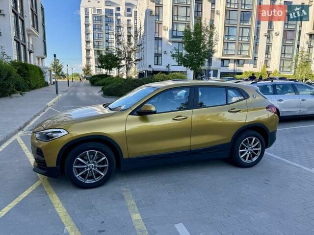 Желтый БМВ X2, объемом двигателя 1.5 л и пробегом 35 тыс. км за 29500 $, фото 5 на Automoto.ua